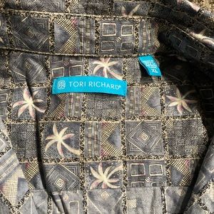 Tori Richard button down mens shirt